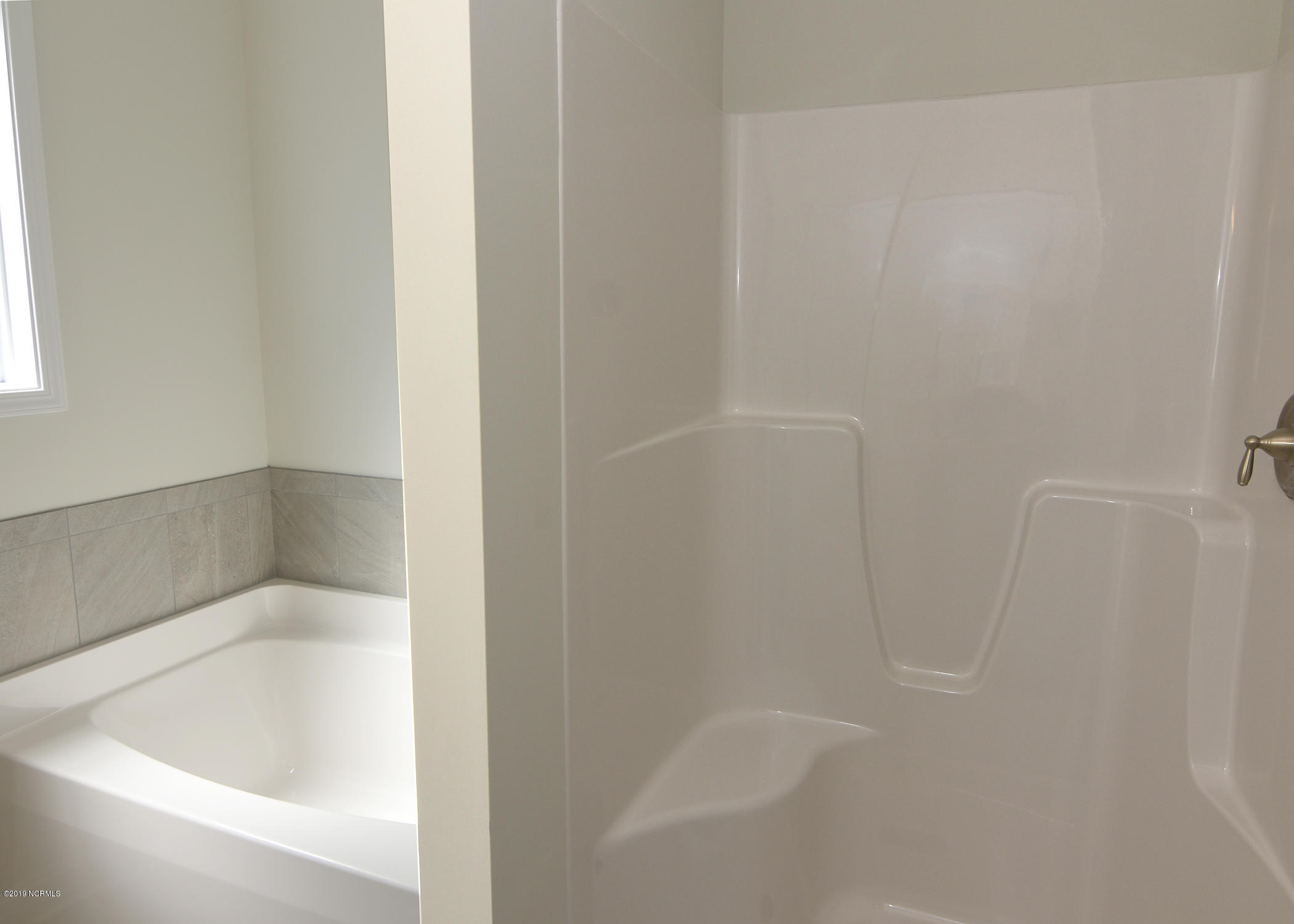 421 Lehigh Road Wilmington, NC 28412 - Photo 11 of 12 Master Bath 2