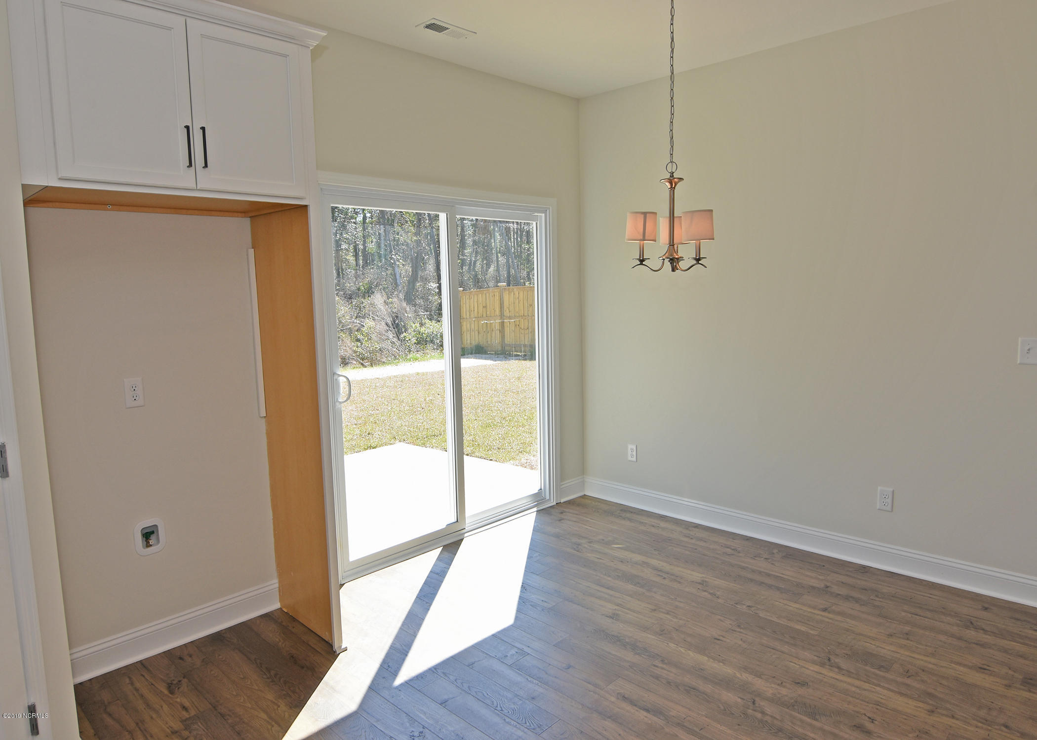 421 Lehigh Road Wilmington, NC 28412 - Photo 7 of 12 Dining