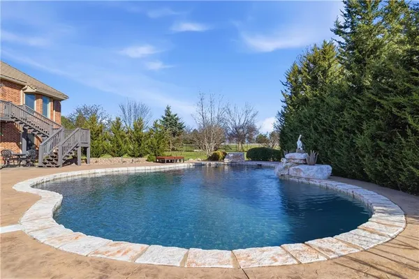 $1,700,000 | 10777 West 179th Terrace, Overland Park, KS 66013