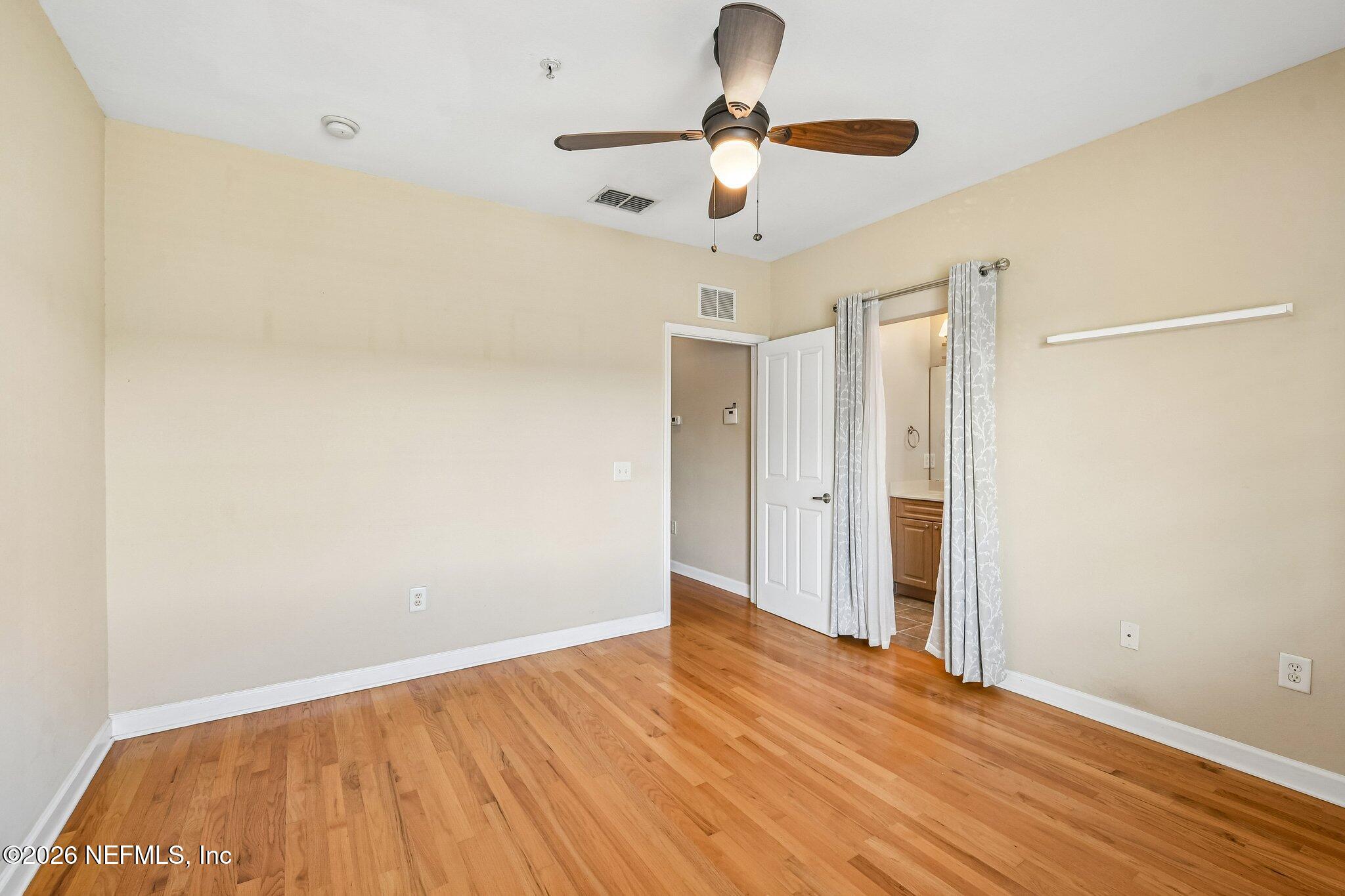 9745 Touchton Road, Unit 1129 Jacksonville, FL 32246 - Photo 24 of 57 1st Bedroom 2nd View