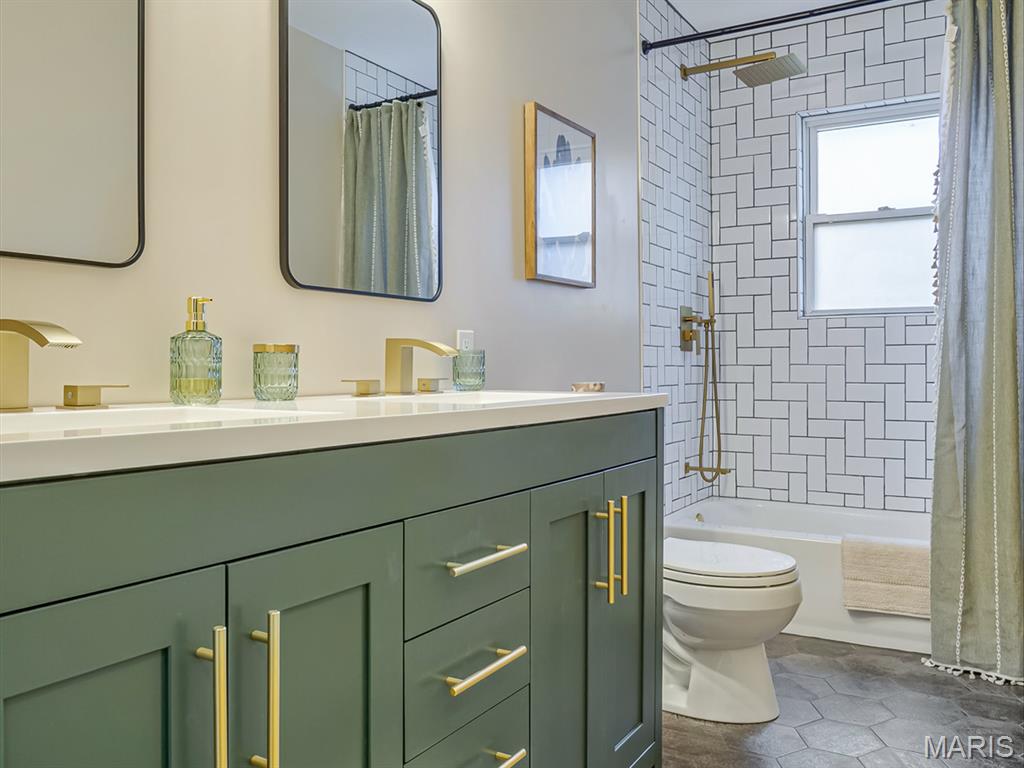 8 Terrace Lane Granite City, IL 62040 - Photo 19 of 27