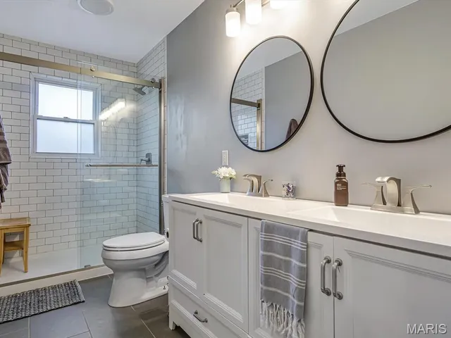 $285,000 | 8 Terrace Lane, Granite City, IL 62040