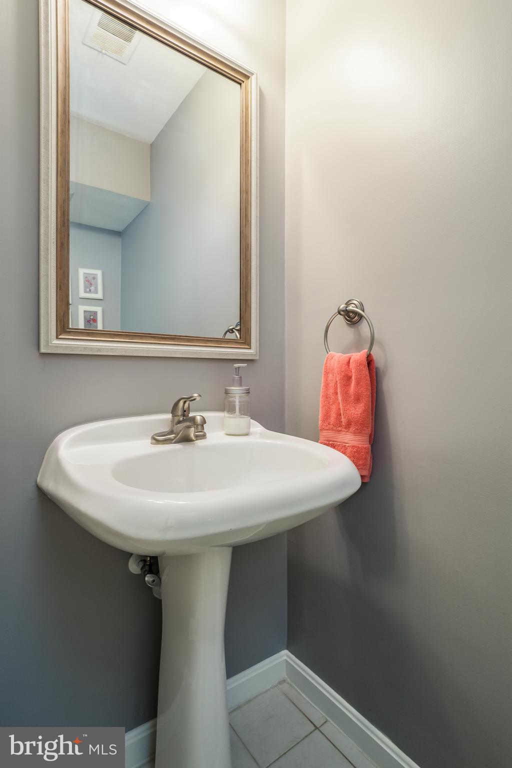 2217 Cartwright Place Reston, VA 20191 - Photo 16 of 24 Bath