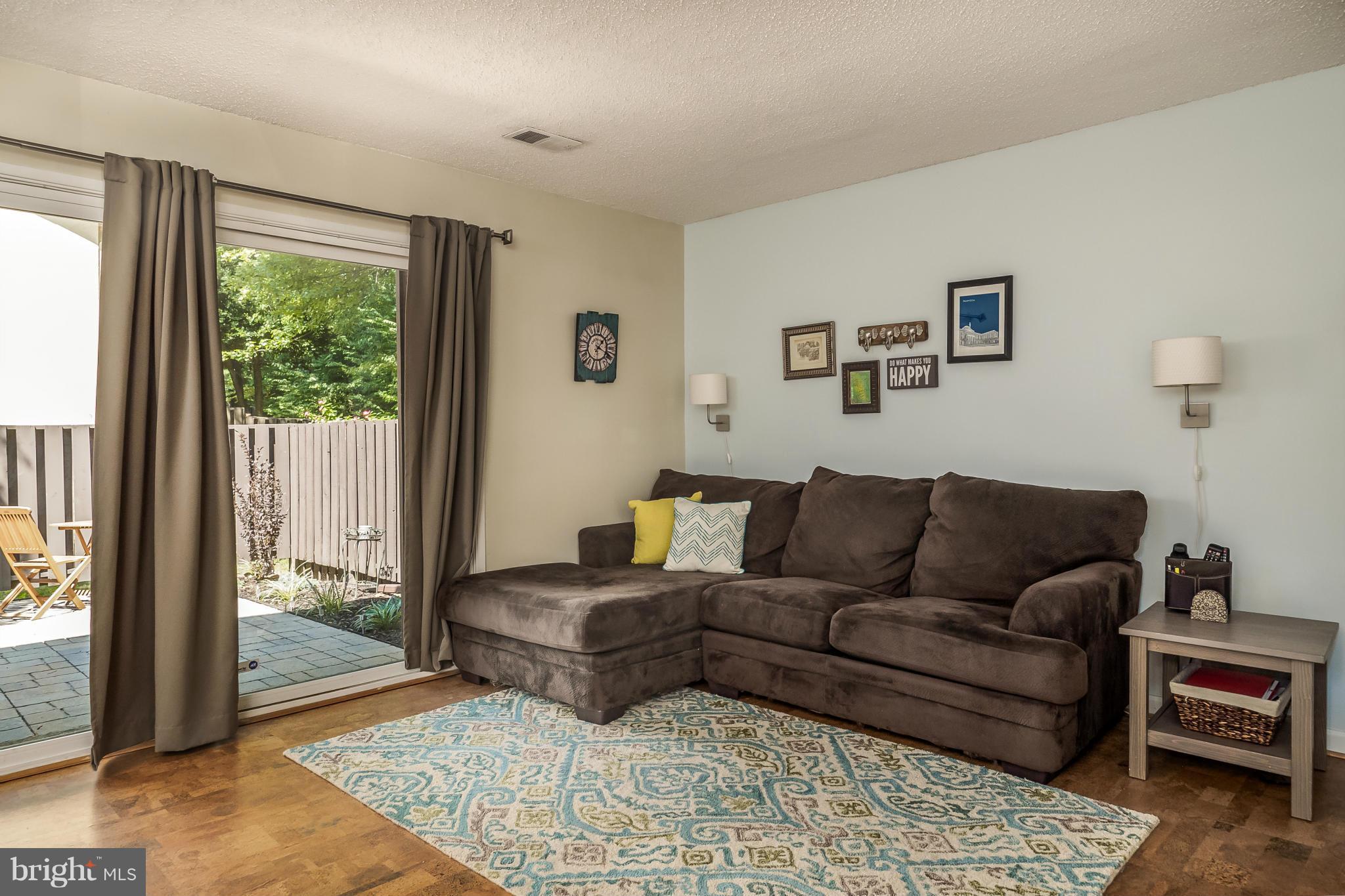 2217 Cartwright Place Reston, VA 20191 - Photo 8 of 24 Living Room