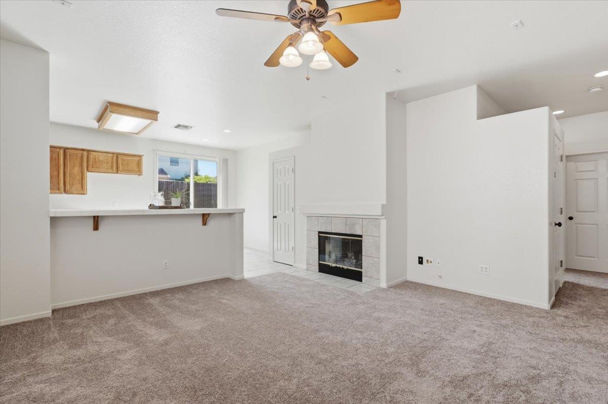 6820 Ranch House Way Citrus Heights, CA 95621 - Photo 10 of 34