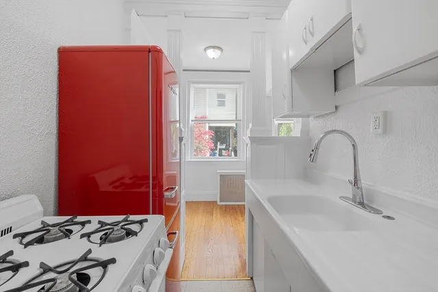 $1,900 | 170 Maple Street, Unit 110, Malden, MA 02148