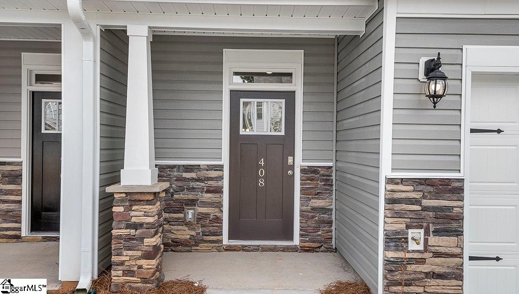 408 Yellow Fox Road Greer, SC 29651 - Photo 3 of 22