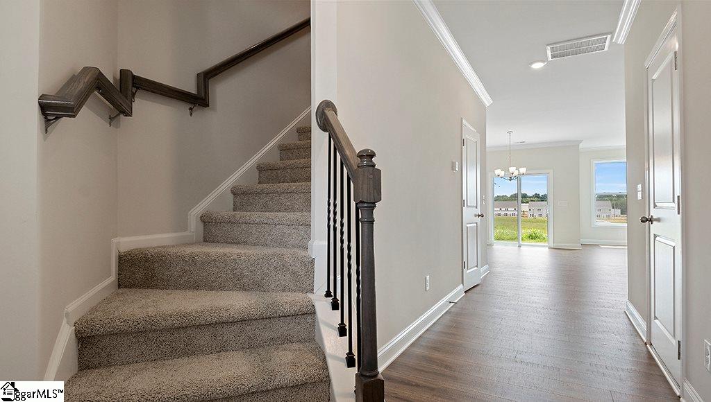 408 Yellow Fox Road Greer, SC 29651 - Photo 4 of 22