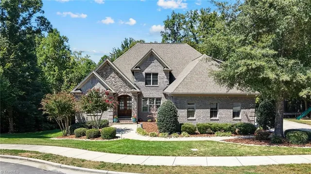 $1,025,000 | 2849 St Giles Court, High Point, NC 27262