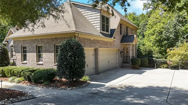 $1,025,000 | 2849 St Giles Court, High Point, NC 27262