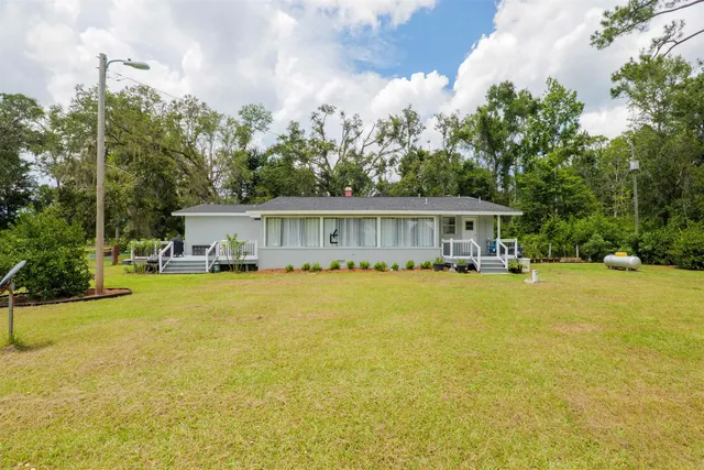 $335,000 | 529 Northeast Evergreen Avenue, Pinetta, FL 32350