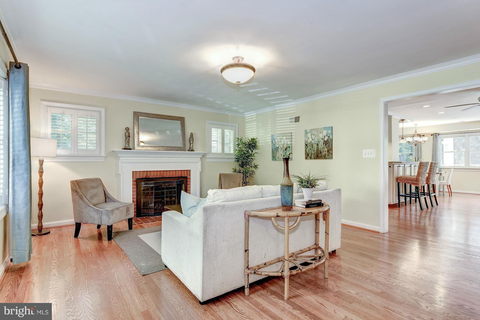 8807 Walnut Hill Road Chevy Chase, MD 20815 - Photo 2 of 21 Living Room looking towards kitchen, LIGHT