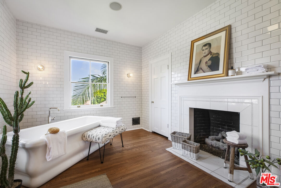 3659 Shannon Road Los Angeles, CA 90027 - Photo 23 of 48