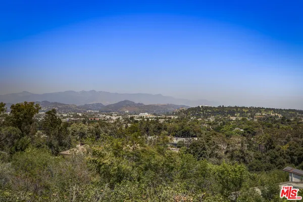 $5,995,000 | 3659 Shannon Road, Los Angeles, CA 90027