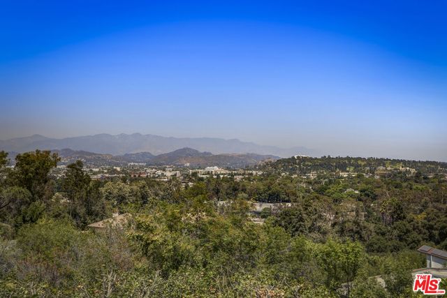 $5,995,000 | 3659 Shannon Road, Los Angeles, CA 90027