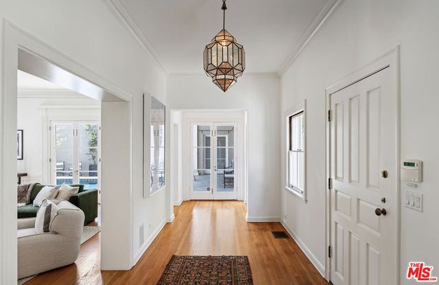 $5,995,000 | 3659 Shannon Road, Los Angeles, CA 90027