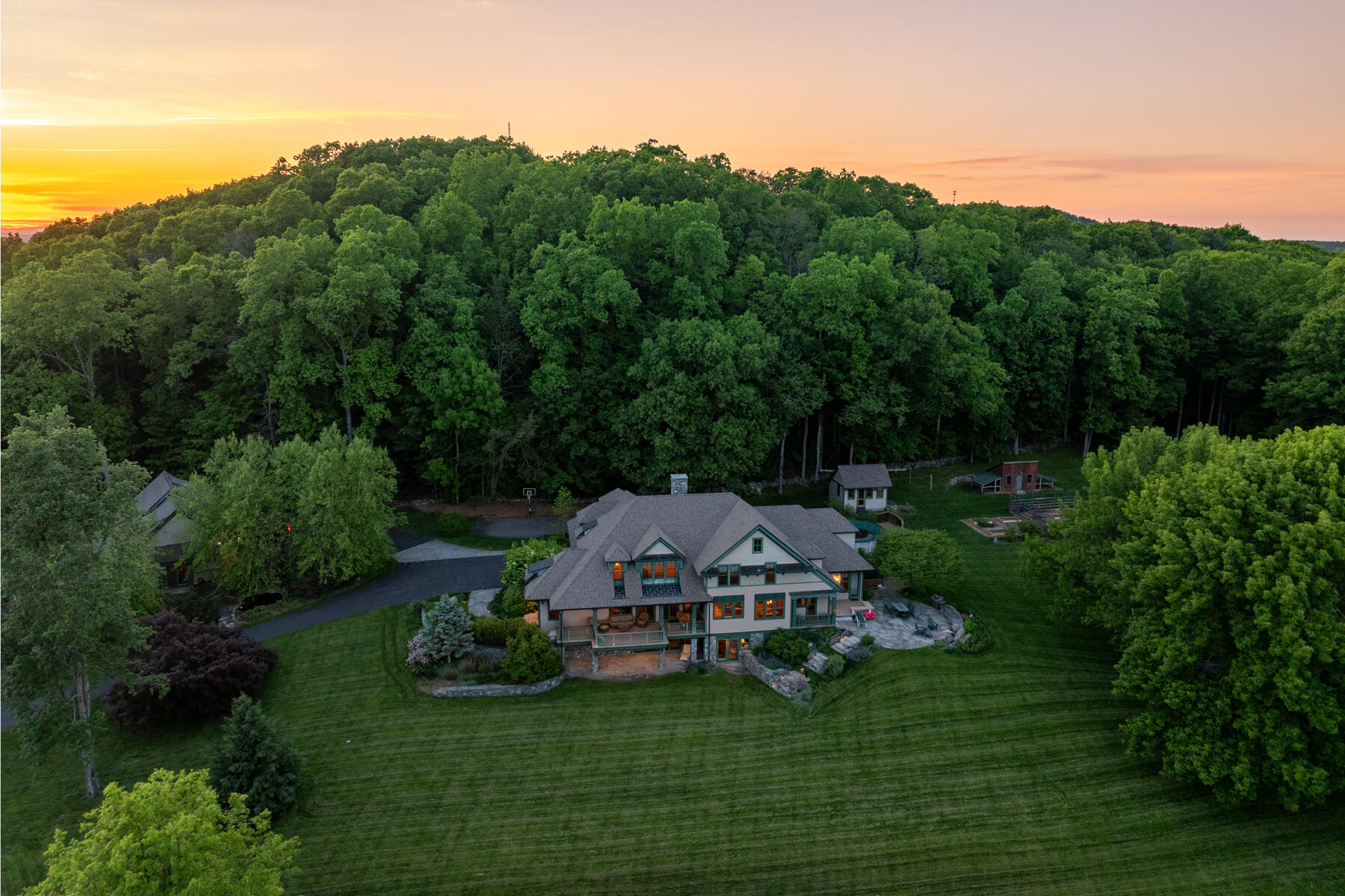16 Brixham Road Eliot, ME 03903 - Photo 6 of 139 LaBrie-Media-Photos-134
