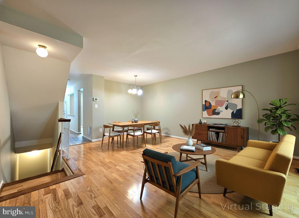 7664 Northern Oaks Court Springfield, VA 22153 - Photo 7 of 29