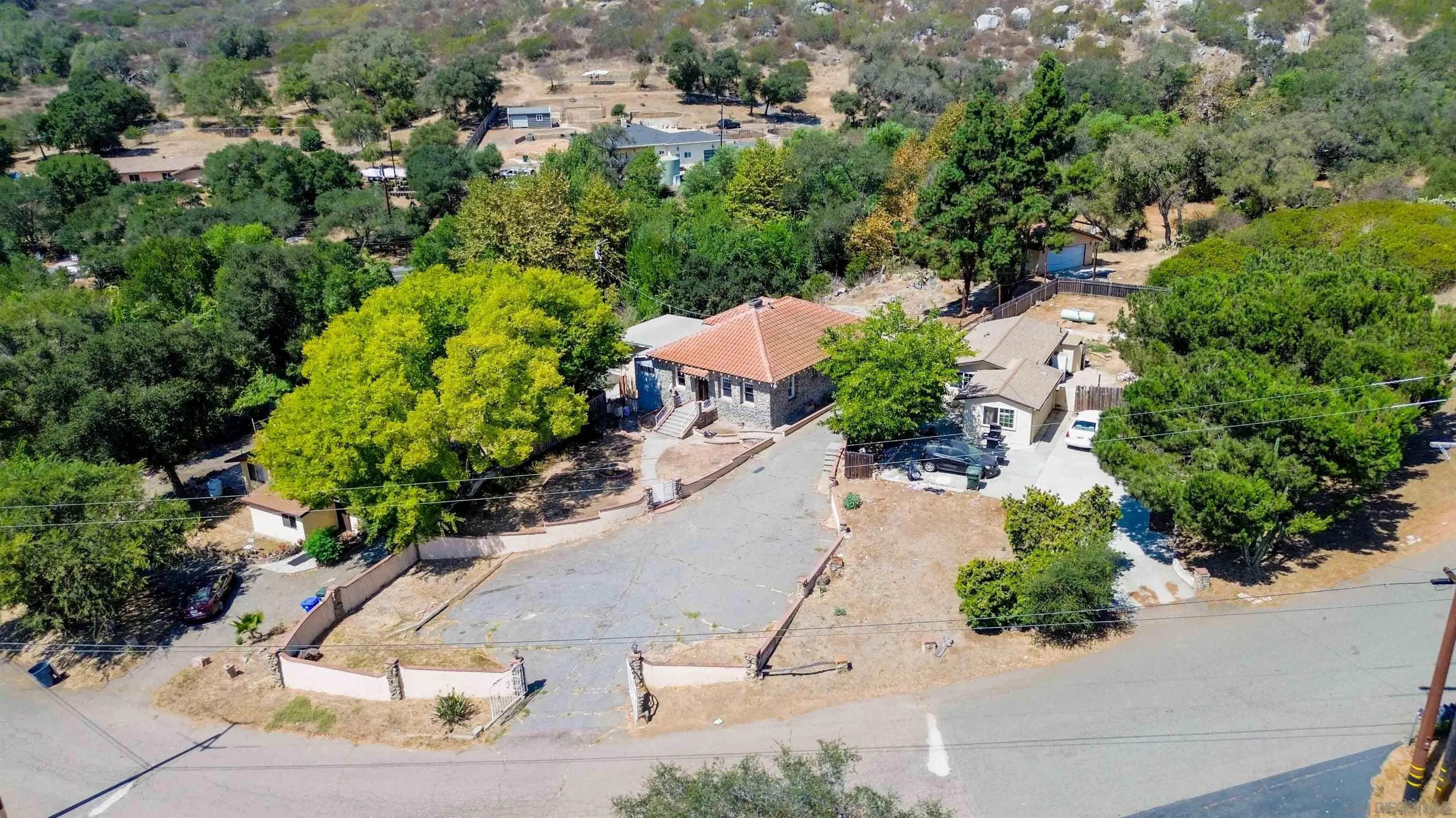 5710 Olive Hill Road Bonsall, CA 92003 - Photo 7 of 27 Gallery Image 7