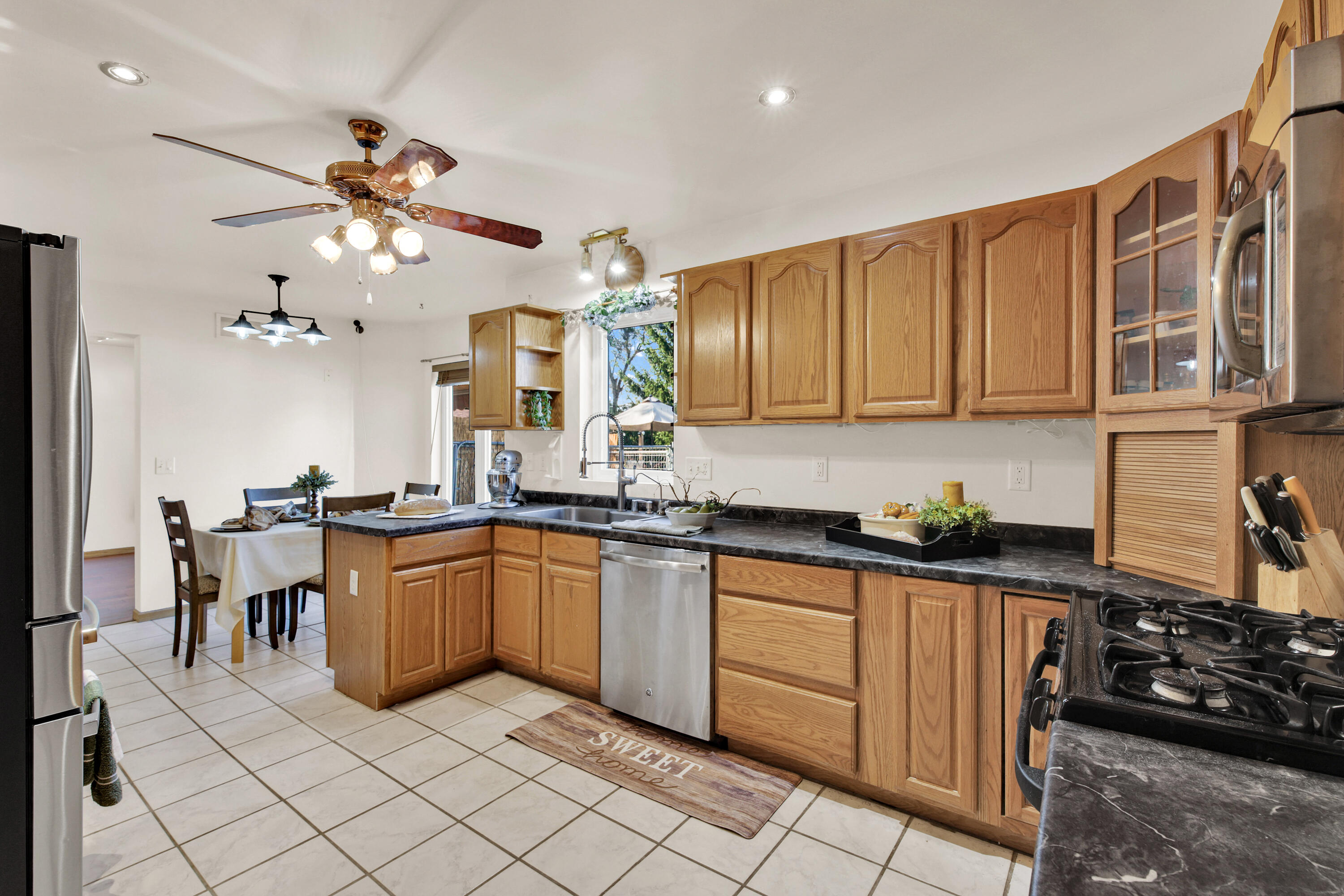 2350 East Sandy Acre Road West Bend, WI 53090 - Photo 3 of 29 2350 E Sandy Acre Rd-11