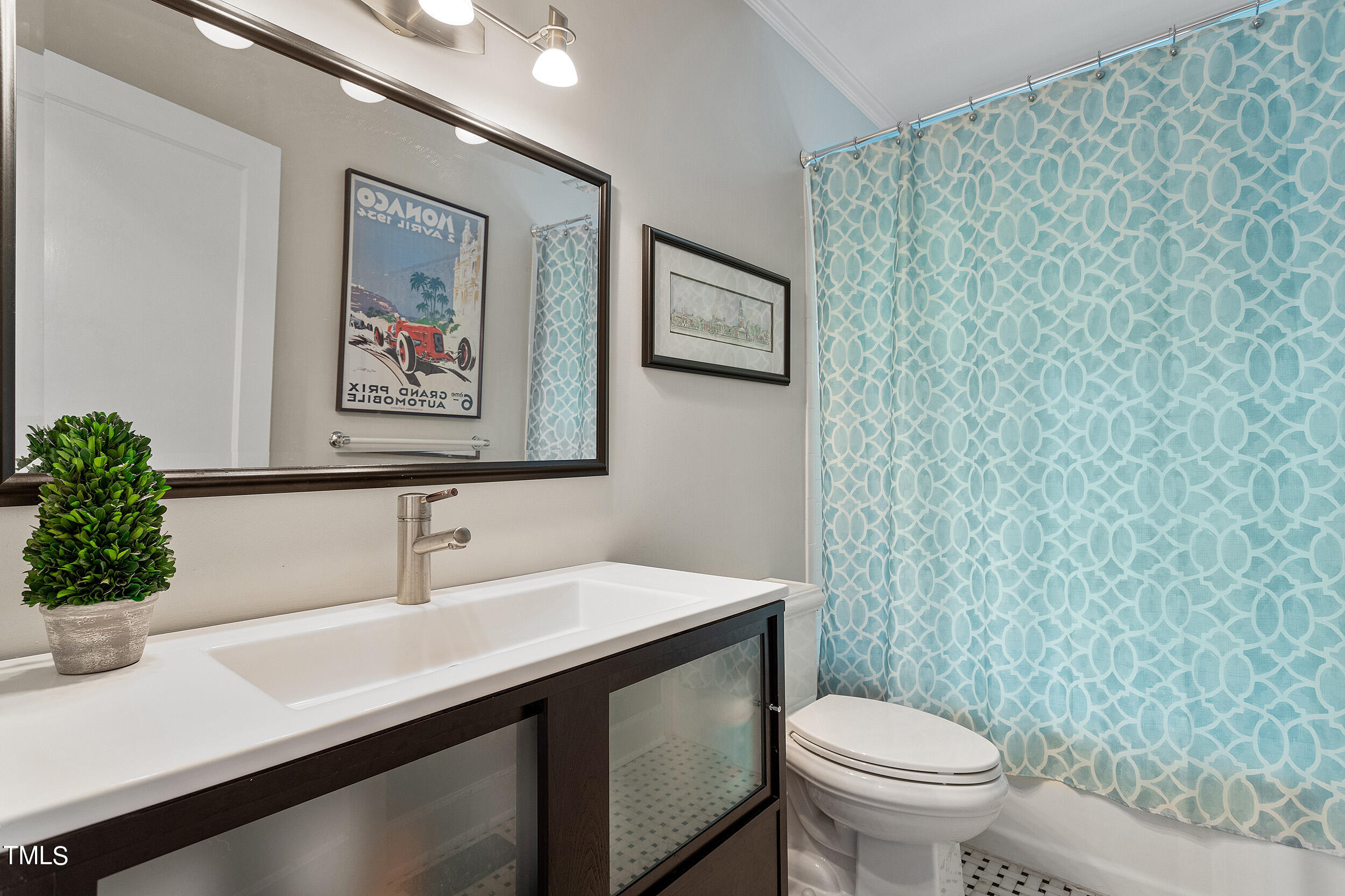 2511 St Marys Street Raleigh, NC 27609 - Photo 27 of 39 2511 Saint Marys Street_35