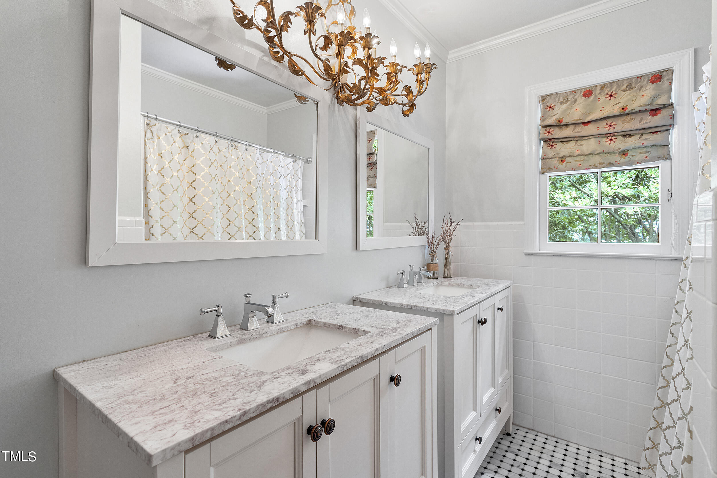 2511 St Marys Street Raleigh, NC 27609 - Photo 30 of 39 2511 Saint Marys Street_39