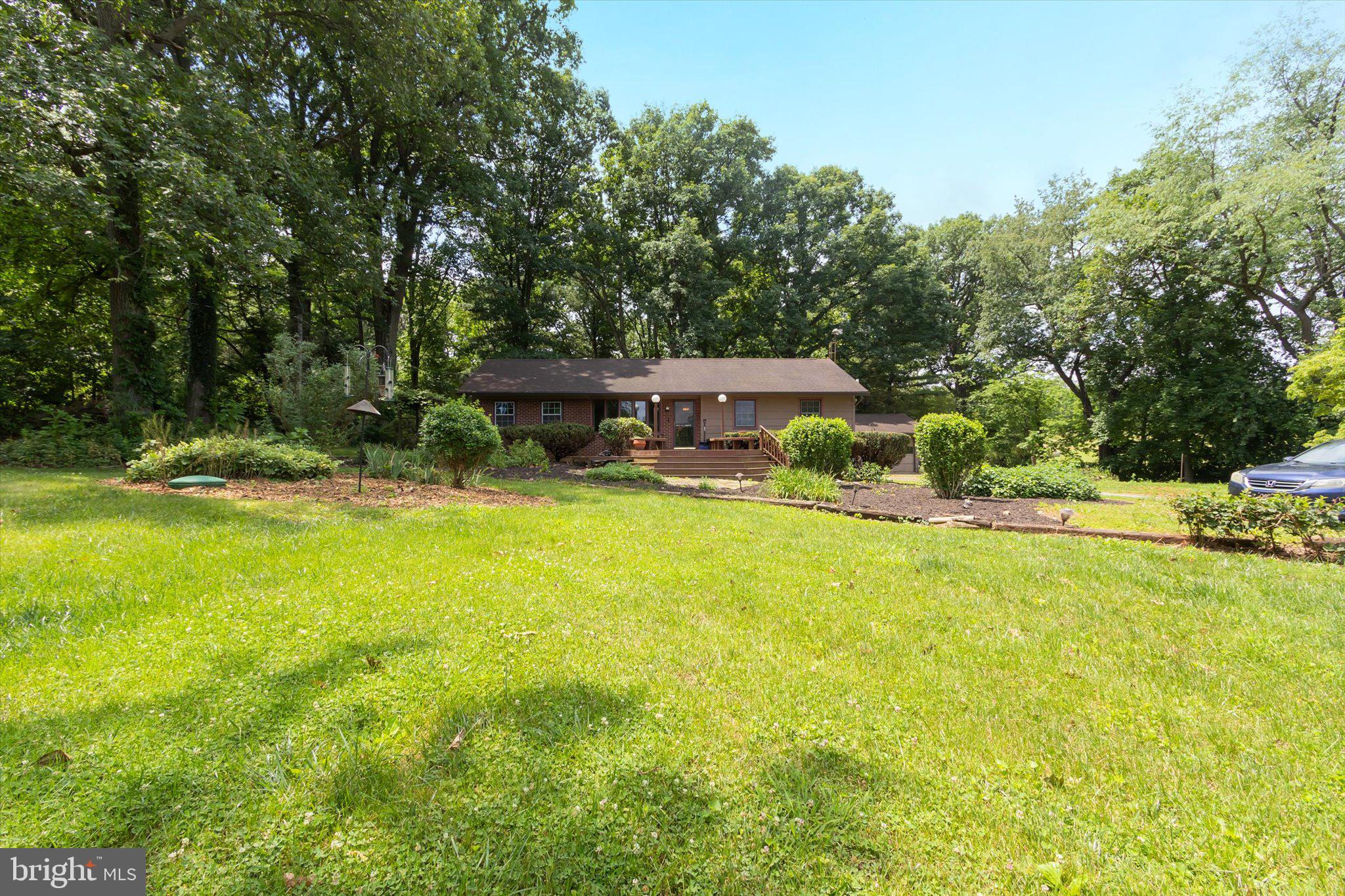 561 Co Rte 12/1 Shepherdstown, WV 25443 - Photo 6 of 45