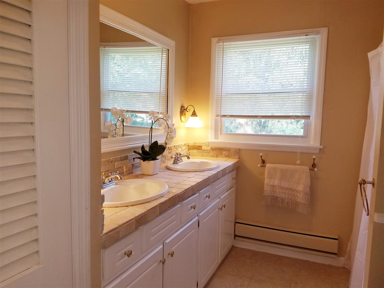 274 Birch Road Shelburne, VT 05482 - Photo 11 of 19 Gallery Image 11