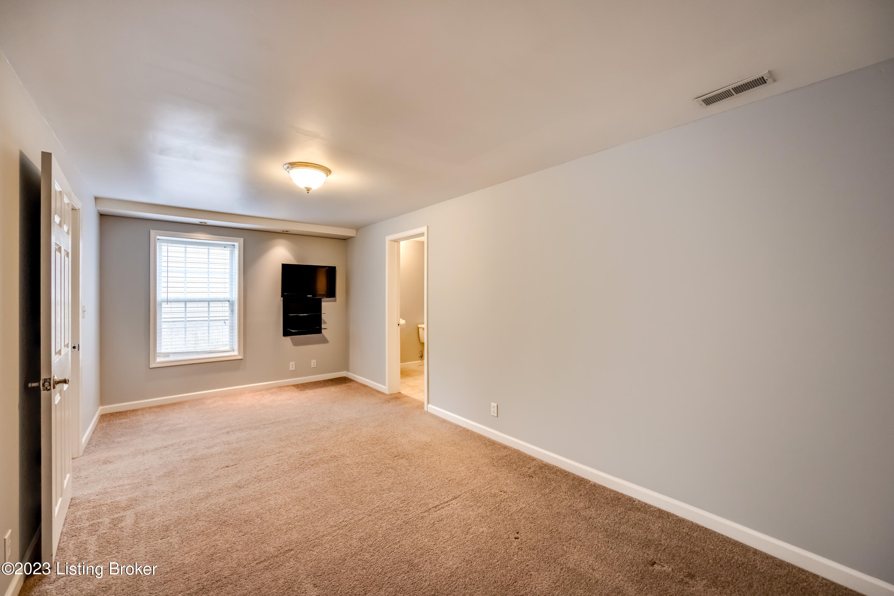 10011 Rimfire Road Louisville, KY 40291 - Photo 70 of 76 2Y0A0372-A
