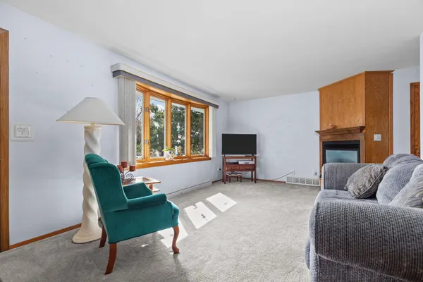 $359,900 | N461 Mayflower Road, Appleton, WI 54914