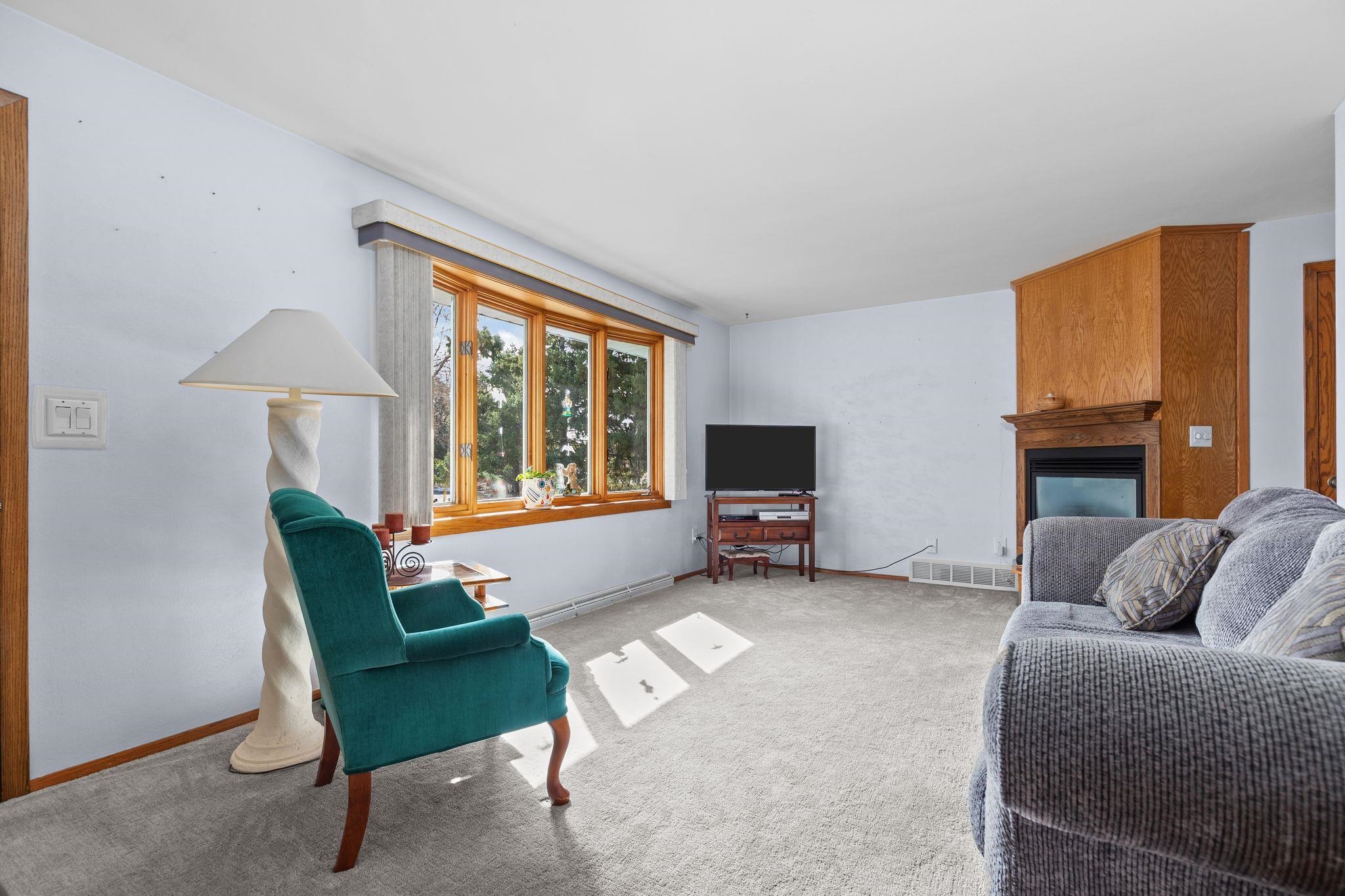 N461 Mayflower Road Appleton, WI 54914 - Photo 2 of 42