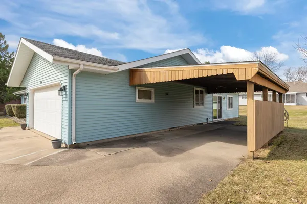 $359,900 | N461 Mayflower Road, Appleton, WI 54914