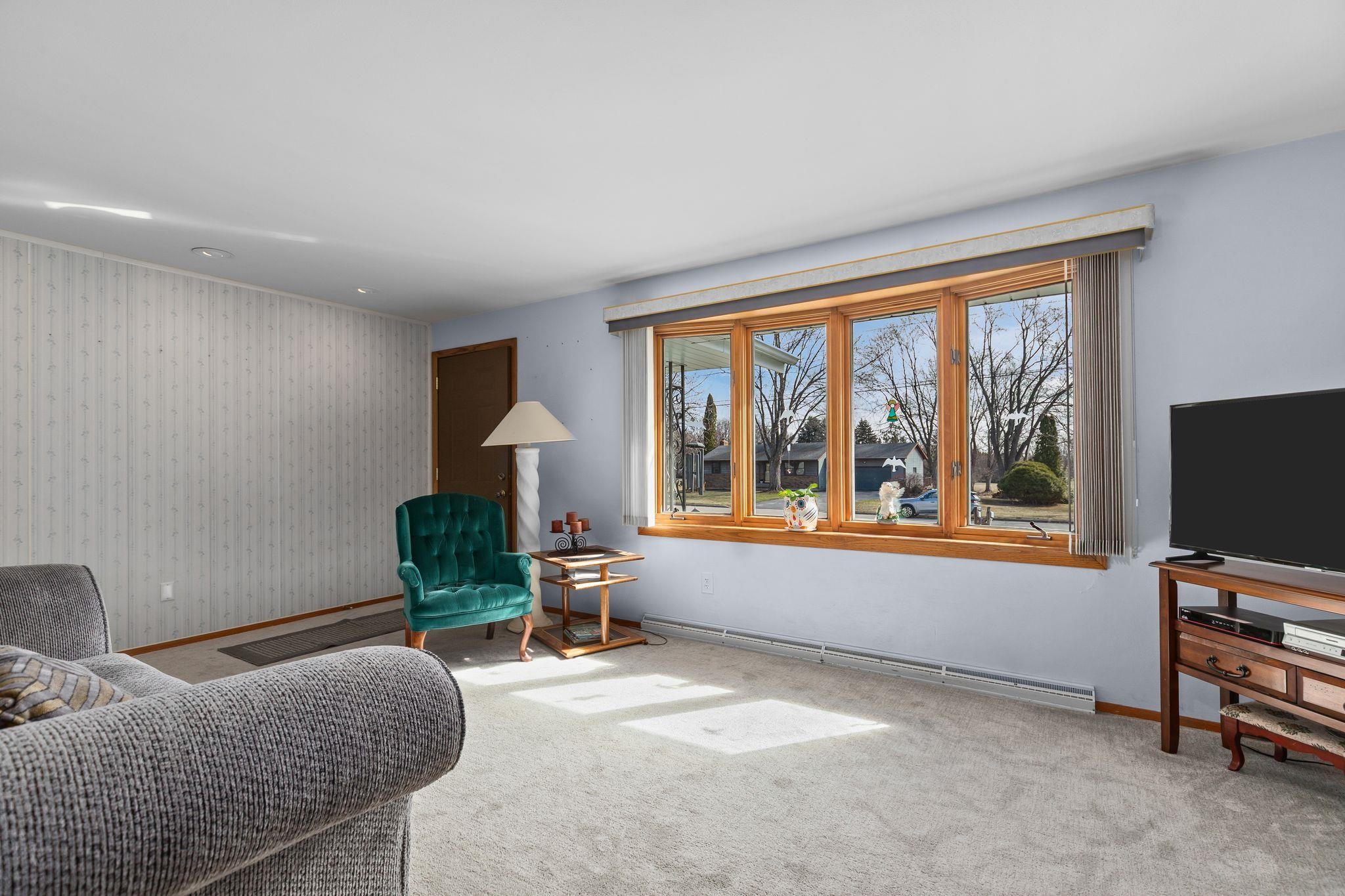 N461 Mayflower Road Appleton, WI 54914 - Photo 4 of 42