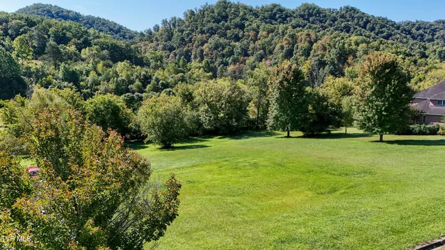 $105,000 | 1026 Deer Harbour Road, Unit 18, Bristol, TN 37620