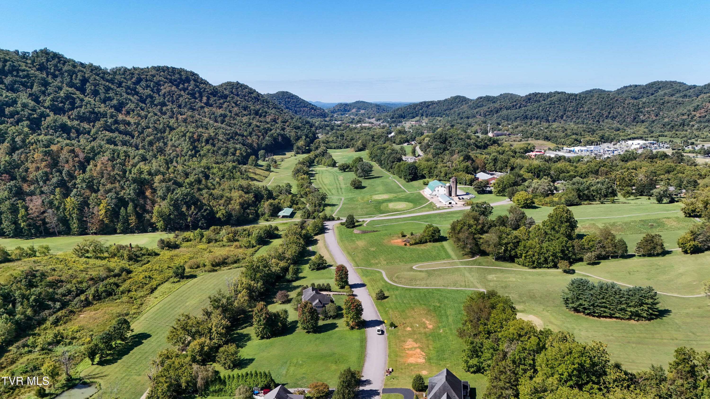 1026 Deer Harbour Road, Unit 18 Bristol, TN 37620 - Photo 26 of 28 1026 Deer Harbour Rd Drone WEST-9