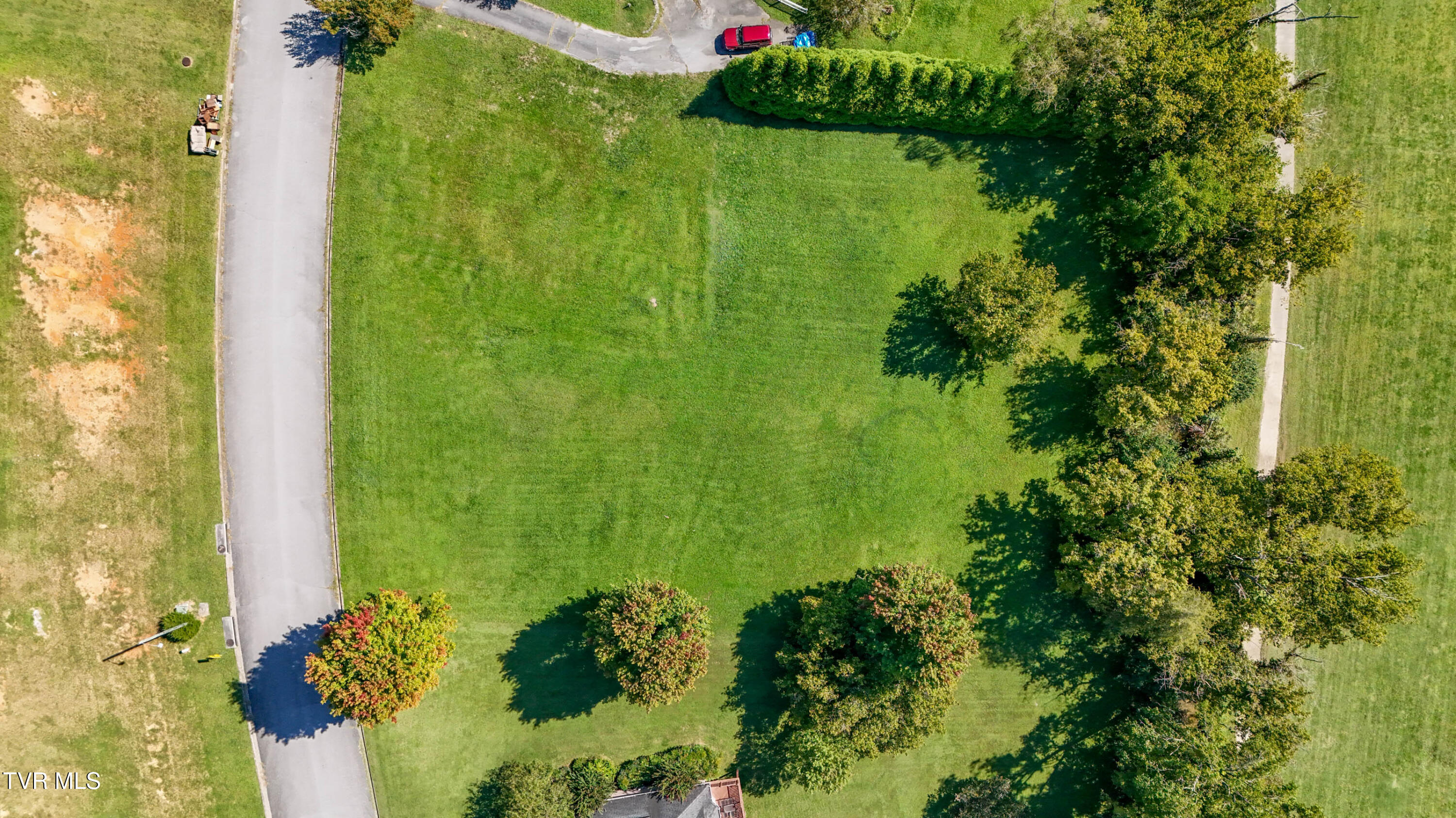 1026 Deer Harbour Road, Unit 18 Bristol, TN 37620 - Photo 5 of 28 1026 Deer Harbour Rd Drone WEST-18