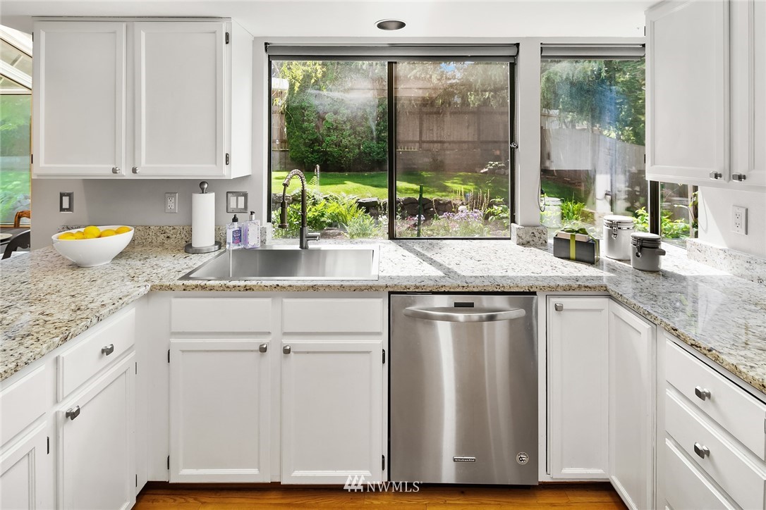 17113 163rd Place Southeast Renton, WA 98058 - Photo 14 of 34 Gallery Image 14