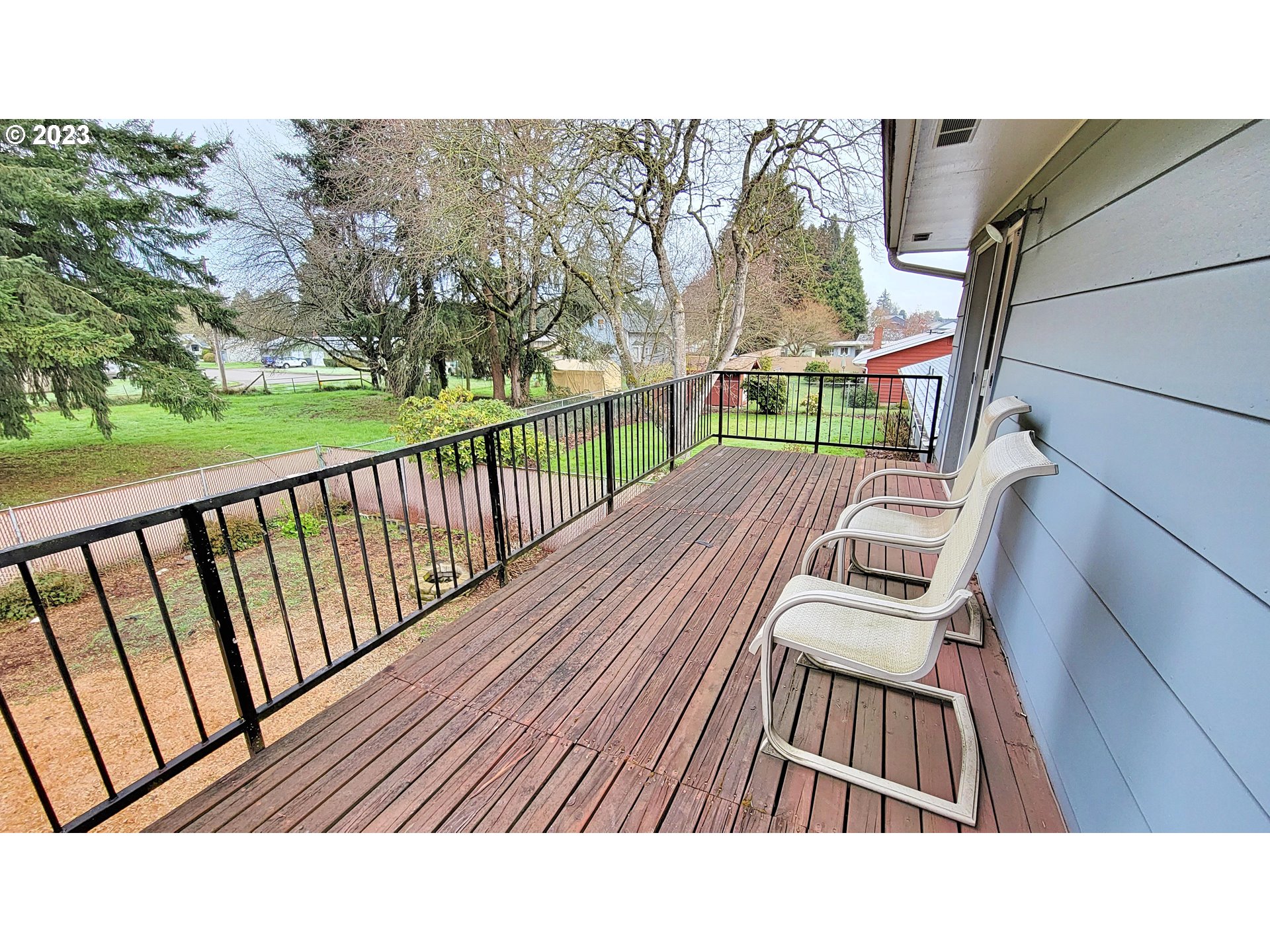 726 Rayner Avenue Springfield, OR 97477 - Photo 14 of 19 a view from deck having patio