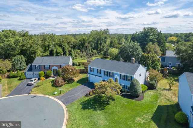 a livingroom with furniture and window
