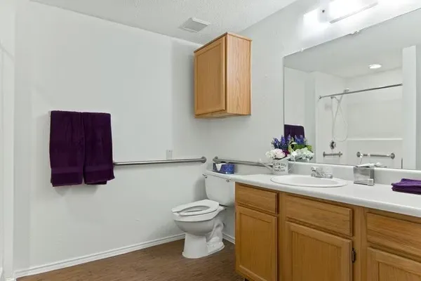 $849 | 3305 Dilido Road, Unit 1105, Dallas, TX 75228
