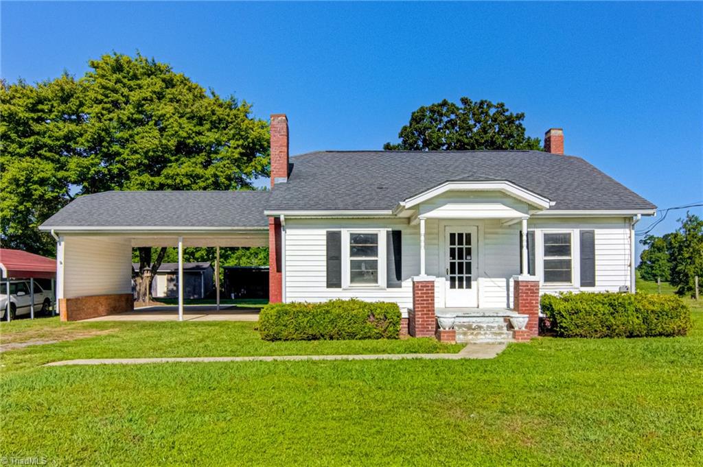 2304 Flint Ridge Road Siler City, NC 27344 - Photo 1 of 50 Gallery Image 1