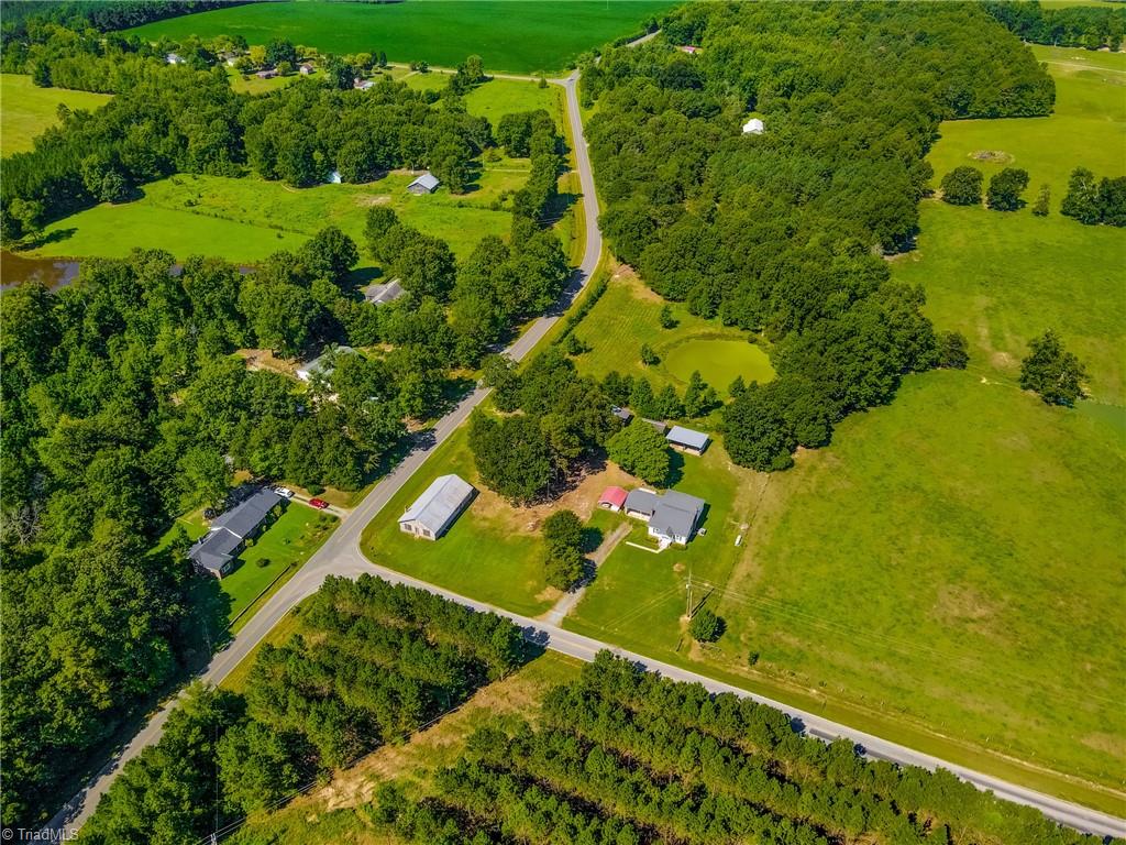 2304 Flint Ridge Road Siler City, NC 27344 - Photo 3 of 50 Gallery Image 3