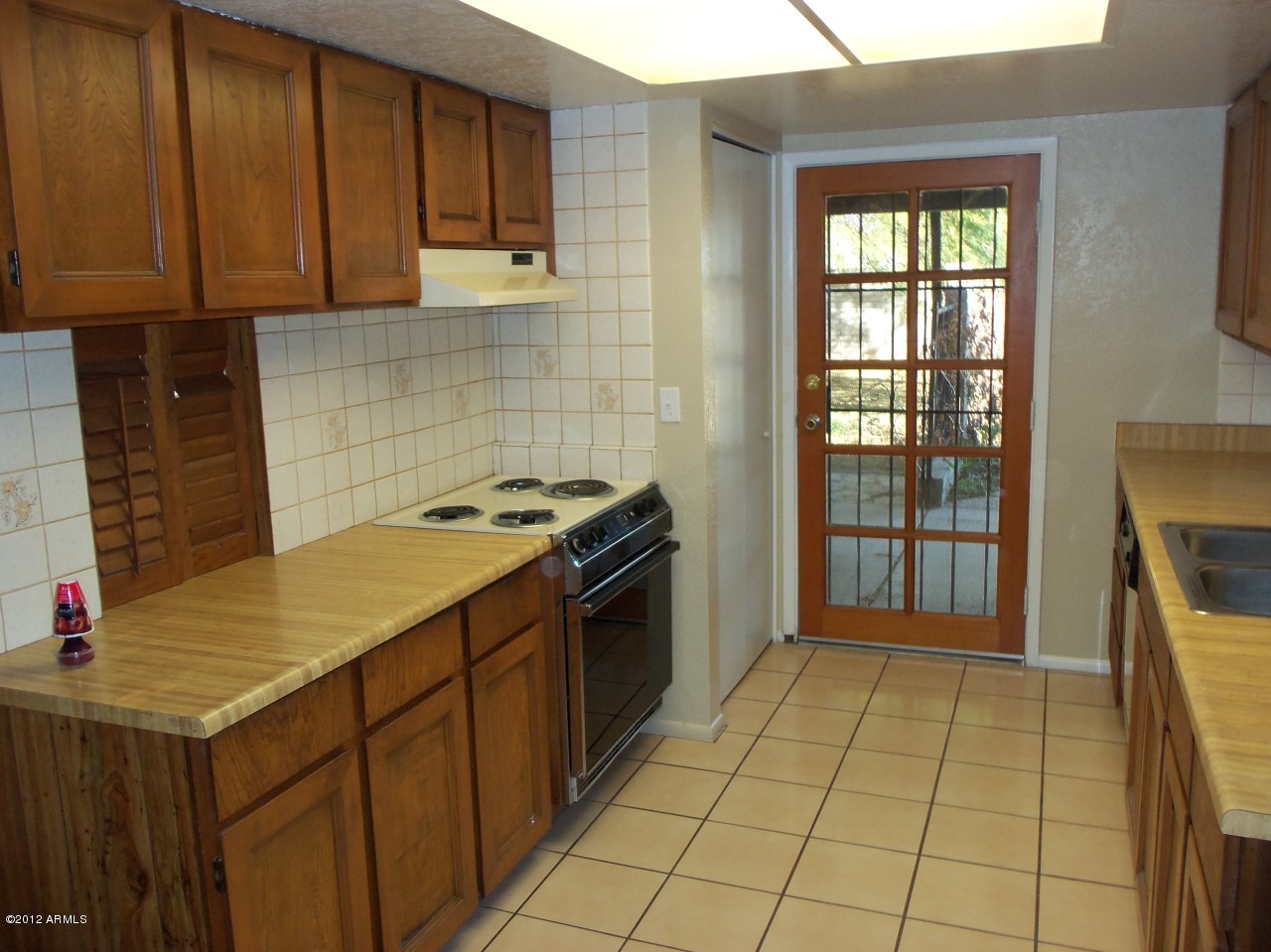 6302 West Baseline Road Laveen, AZ 85339 - Photo 4 of 19 Kitchen2