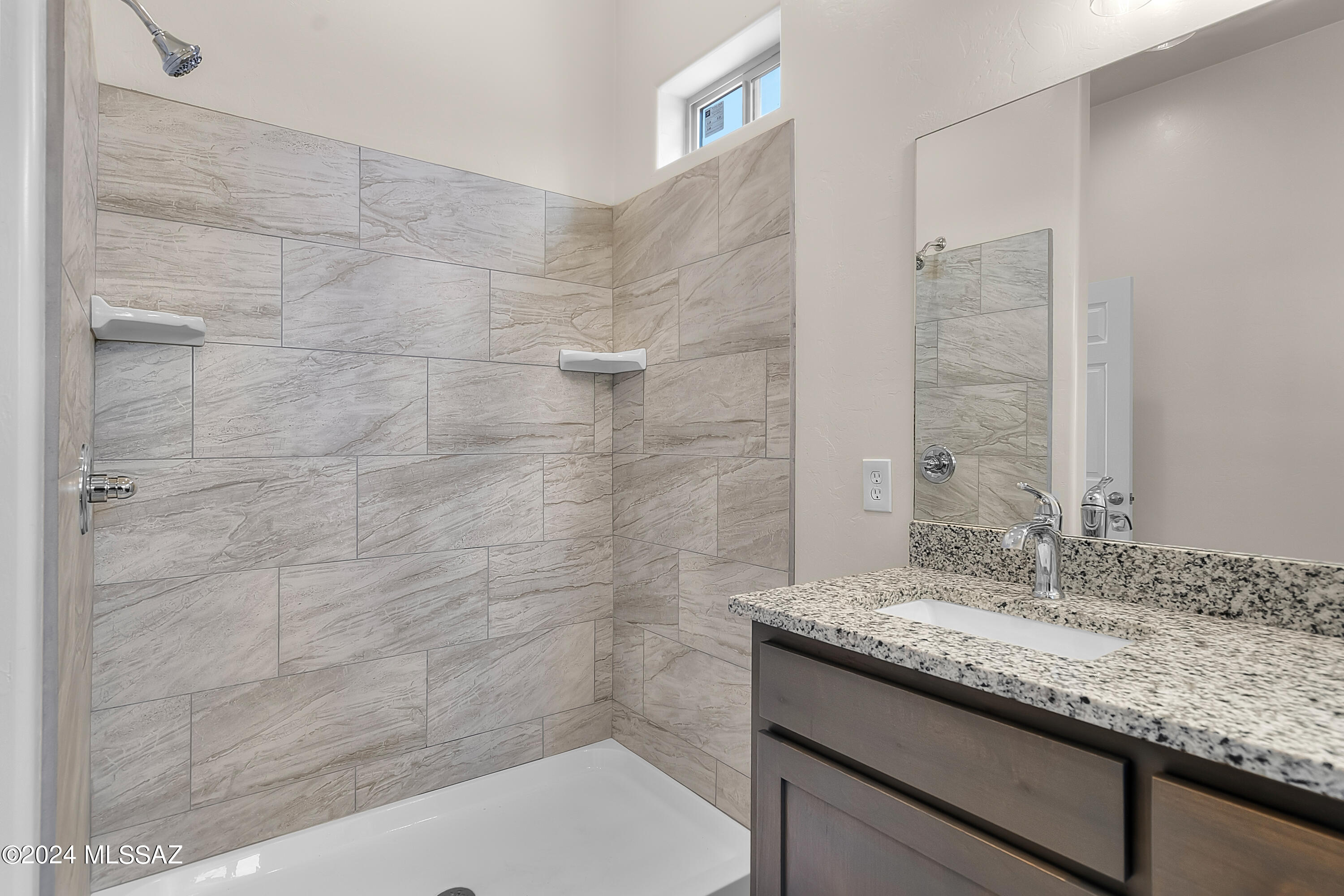 1661 Círculo Ballena Rio Rico, AZ 85648 - Photo 25 of 26
