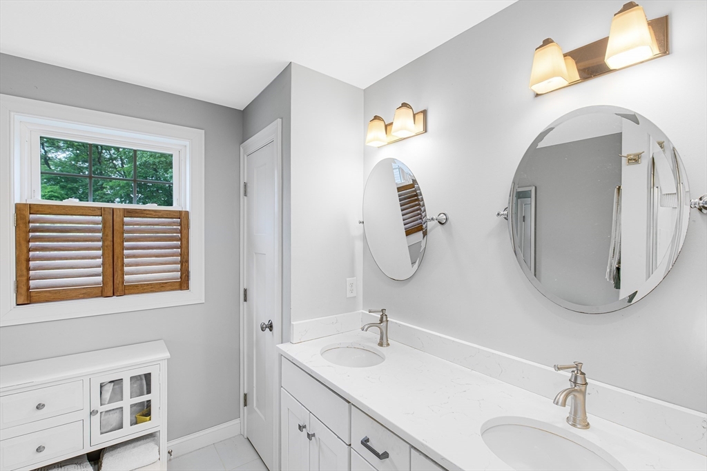 13 March Road Salisbury, MA 01952 - Photo 21 of 42