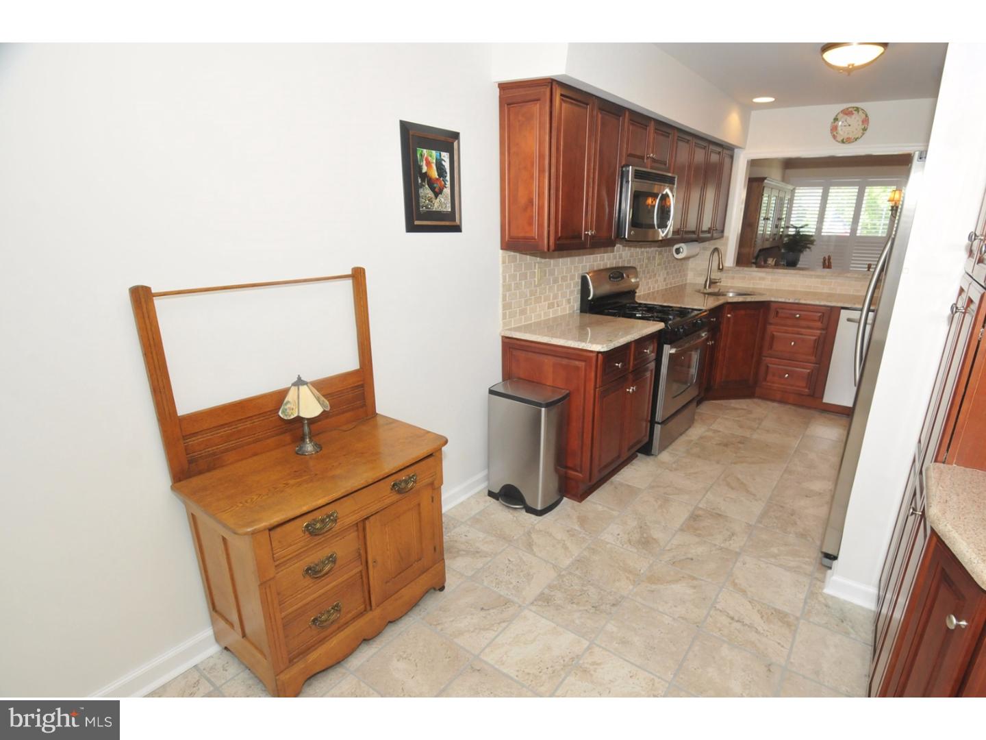 91 Kulp Road West Chalfont, PA 18914 - Photo 4 of 25 Kitchen