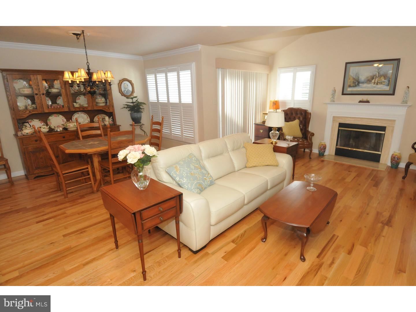 91 Kulp Road West Chalfont, PA 18914 - Photo 10 of 25 Living Room