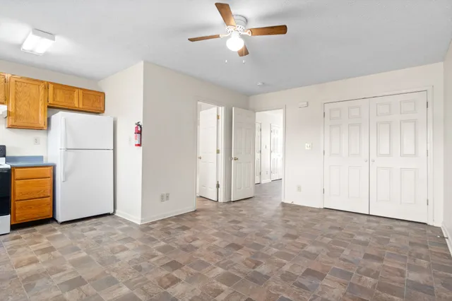 a view of a livingroom with an empty space