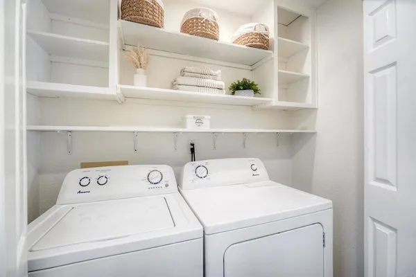 $665,000 | 3575 Cameo Drive, Unit 43, Oceanside, CA 92056
