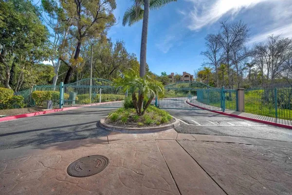 $665,000 | 3575 Cameo Drive, Unit 43, Oceanside, CA 92056